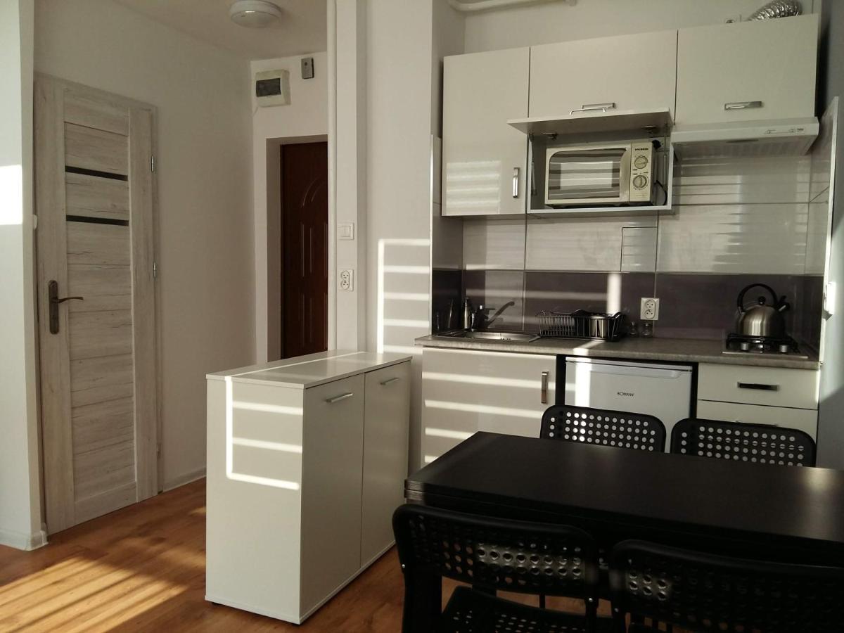 Apartament Ostrowskiego Appartement Wrocław Buitenkant foto