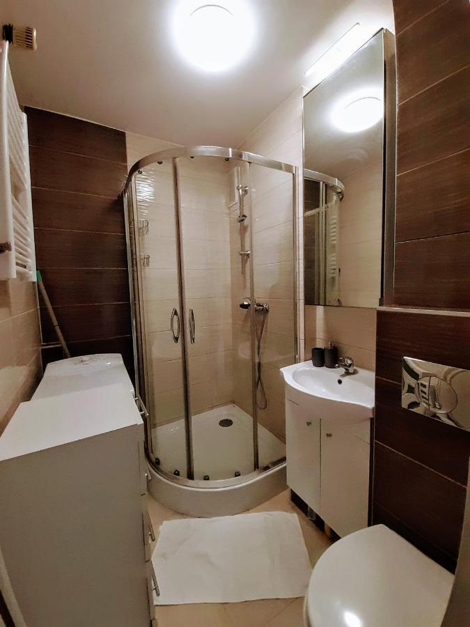 Apartament Ostrowskiego Appartement Wrocław Buitenkant foto